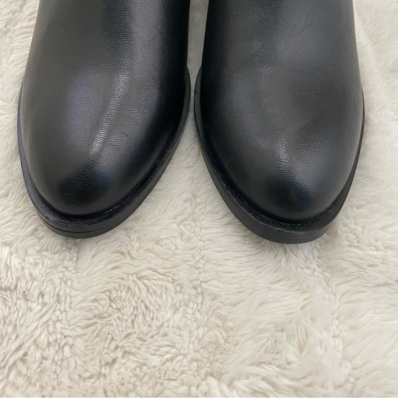 Steve Madden Cade Black Leather Ankle Boots Booties with Silver Studs Size 8.5 - Picture 7 of 15